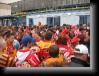 IMG_0298 * Wir wollen endlich rein !!! * 1600 x 1200 * (665KB)
