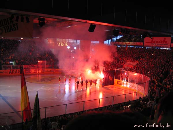 deg-kec 7.12.03-58