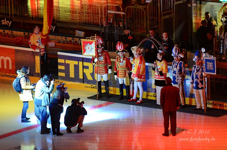 DEG - KEV 3.2.12  - Alles nur aus Liebe Trikot -