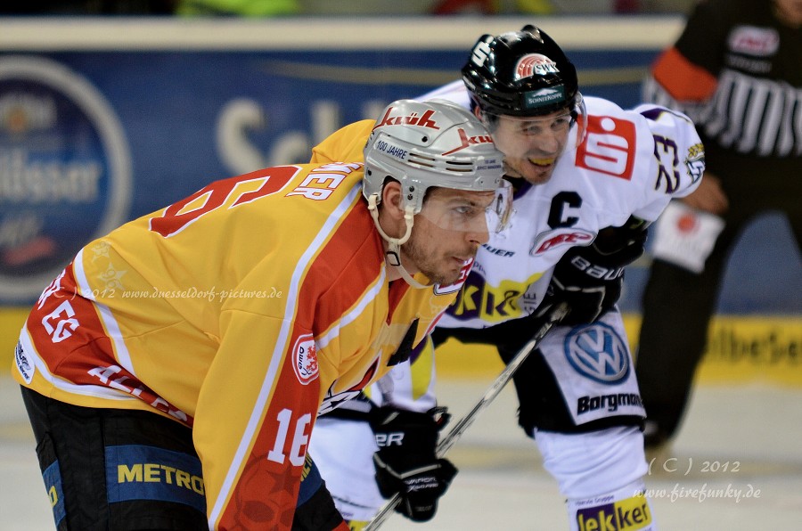 DEG - KEV 3.2.12  - Alles nur aus Liebe Trikot -
