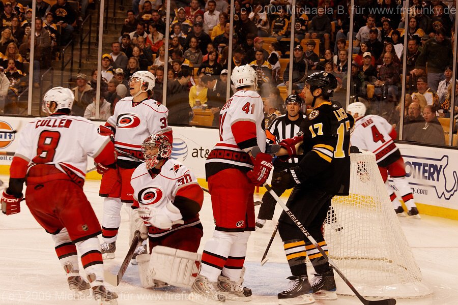 3.10.2009 Bruins - Hurricanes NHL