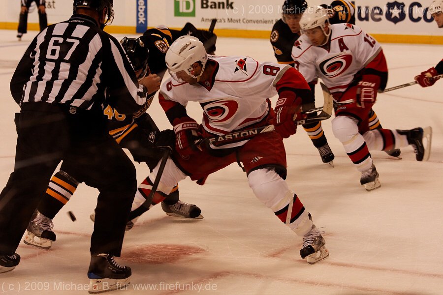 3.10.2009 Bruins - Hurricanes NHL