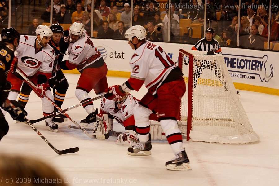 3.10.2009 Bruins - Hurricanes NHL