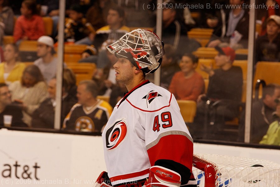 3.10.2009 Bruins - Hurricanes NHL