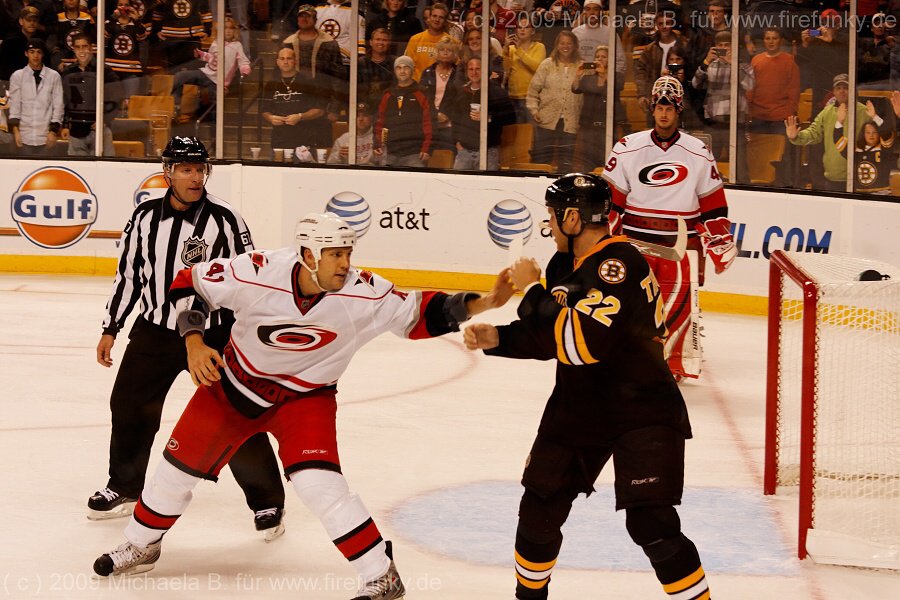 3.10.2009 Bruins - Hurricanes NHL