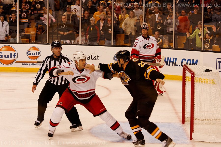 3.10.2009 Bruins - Hurricanes NHL