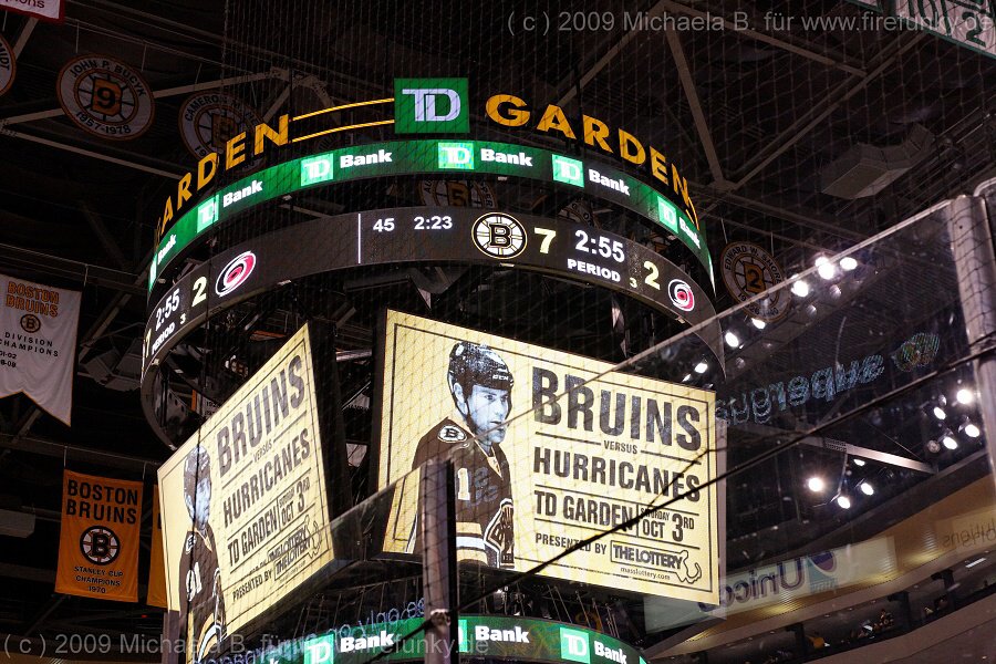 3.10.2009 Bruins - Hurricanes NHL