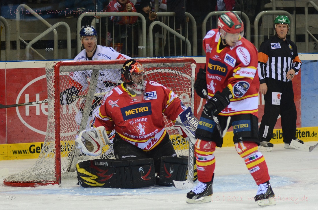 DEG - Eisbären Berlin 1 - 0        16.2.2011