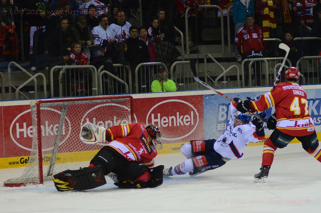 DEG - Eisbären Berlin 1 - 0        16.2.2011