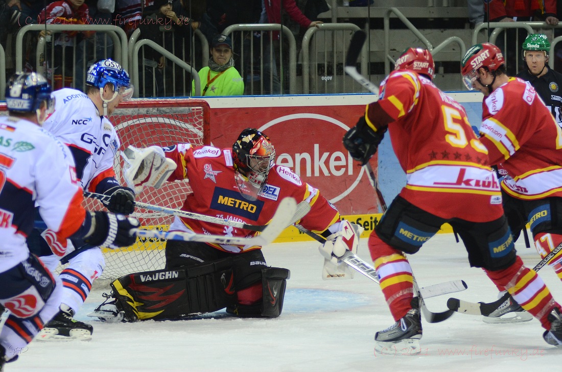 DEG - Eisbären Berlin 1 - 0        16.2.2011
