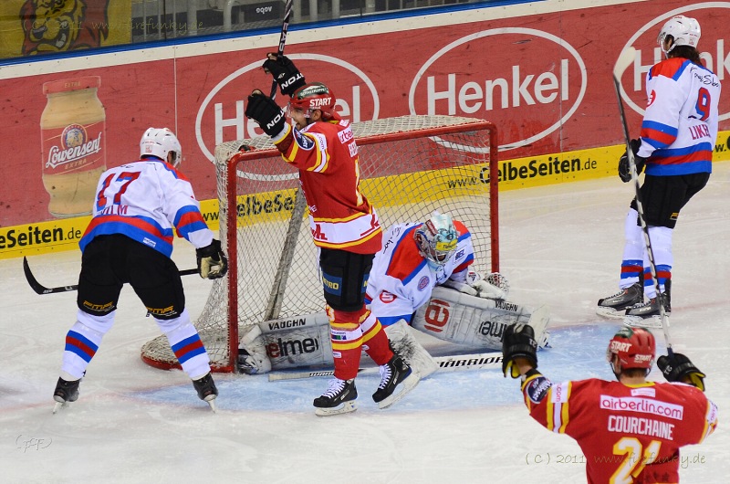DEG - Nürnberg  3 - 4  n.P.  2.3.2011
