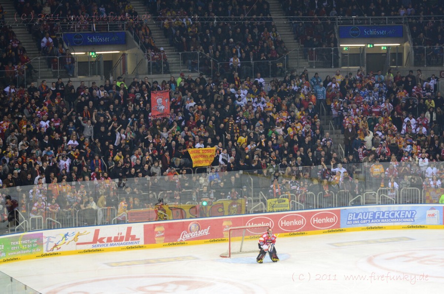 DEG - KEV  5 - 3    18.2.11