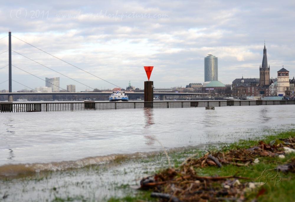16.1.11 Hochwasser in Düsseldorf 8,34 m