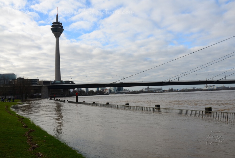16.1.11 Hochwasser in Düsseldorf 8,34 m